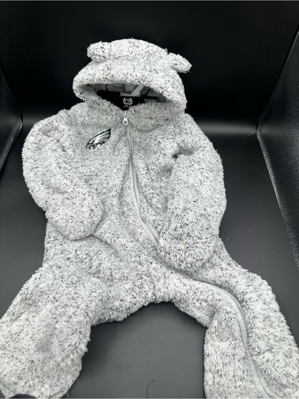NWT NFL Ultra Game Philadelphia Eagles Grey Sherpa Pram Onesie 24M
